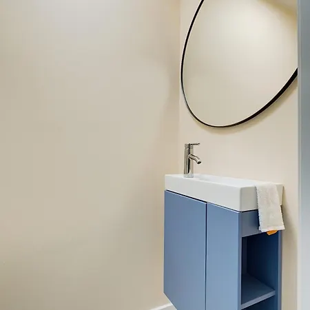 Apartment Emilii Plater 55 Center 3 Bedrooms Living Balcony