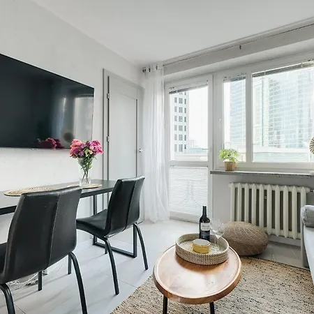 Emilii Plater 55 Center 3 Bedrooms Living Balcony Apartment Warsaw