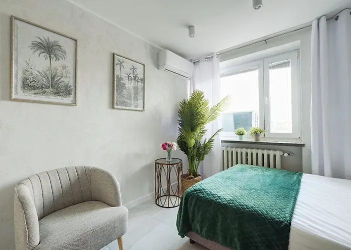 Emilii Plater 55 Center 3 Bedrooms Living Balcony Apartment *