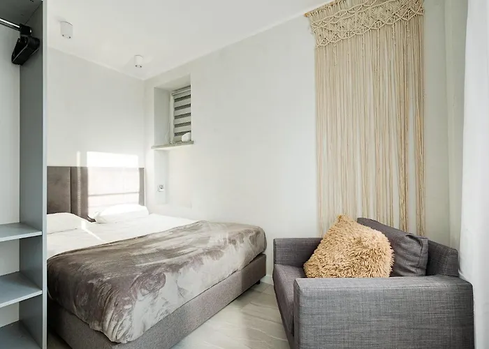 Apartment Emilii Plater 55 Center 3 Bedrooms Living Balcony *