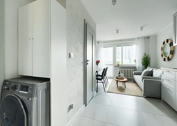 Emilii Plater 55 Center 3 Bedrooms Living Balcony * Warsaw