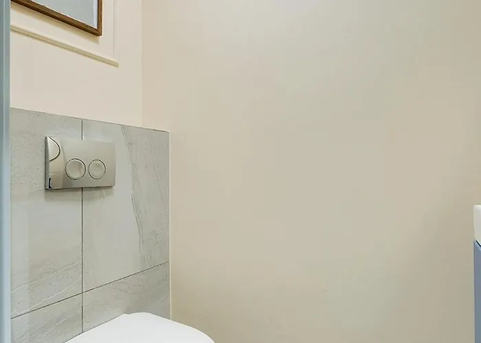 Emilii Plater 55 Center 3 Bedrooms Living Balcony Apartment *