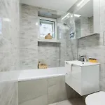Emilii Plater 55 Center 3 Bedrooms Living Balcony Warszawa